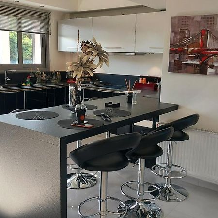 Villa Verde Артемида Екстериор снимка