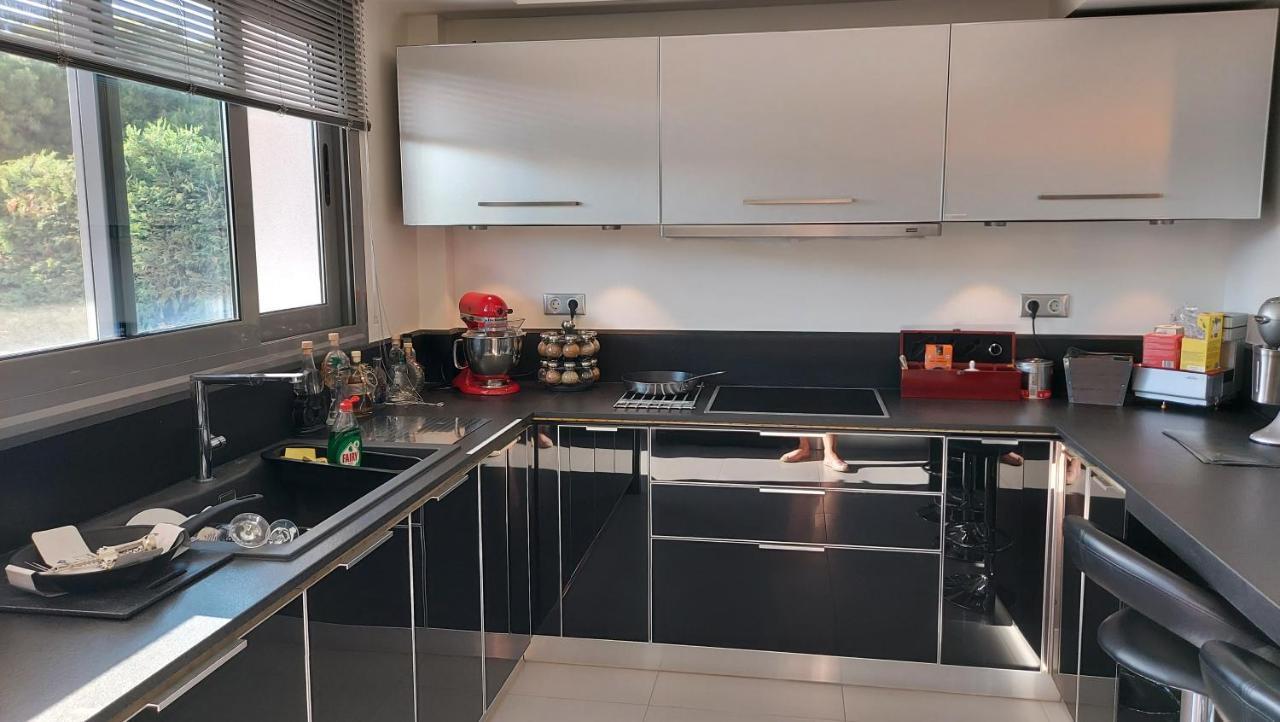 Villa Verde Артемида Екстериор снимка