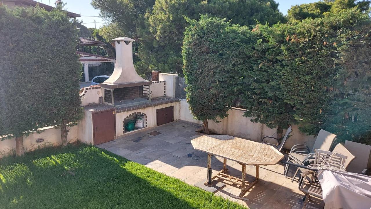 Villa Verde Артемида Екстериор снимка